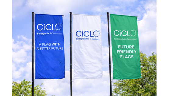 CiCLO® Flag 110 FR, +/- 110 g/m2
For subli transfer & direct
3,20 x +/- 100 m